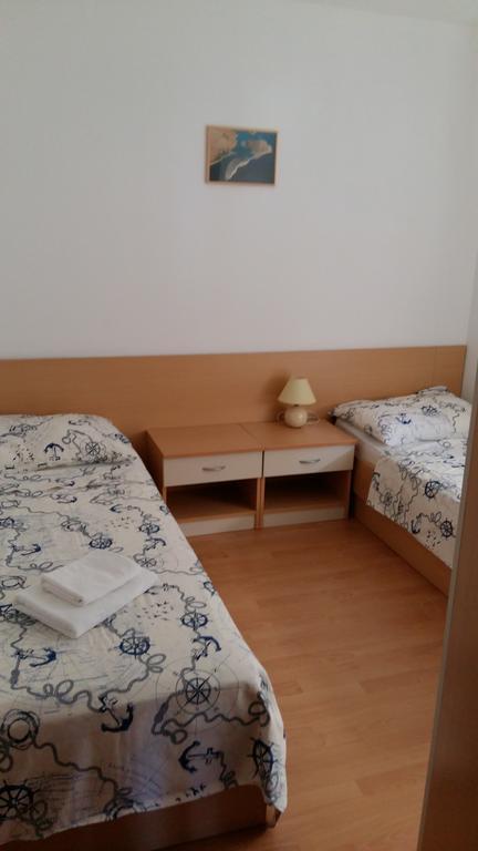 Apartments Mustac Drage Room photo